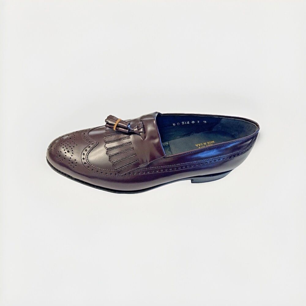 ET Wright Mens Leather Wing Tip Brogue Kiltie Tassel Loafers Burgundy US 9 D NIB